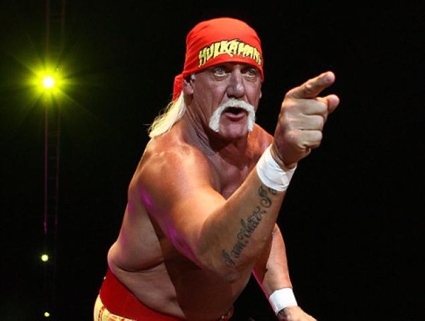 Ngôi sao WWE Hulk Hogan đòi bồi thường 100 triệu USD vì bị phát tán clip nóng với vợ bạn thân