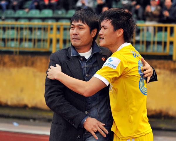 C&ocirc;ng Vinh, Hữu Thắng v&agrave; mối lương duy&ecirc;n kỳ lạ - Ảnh 1.