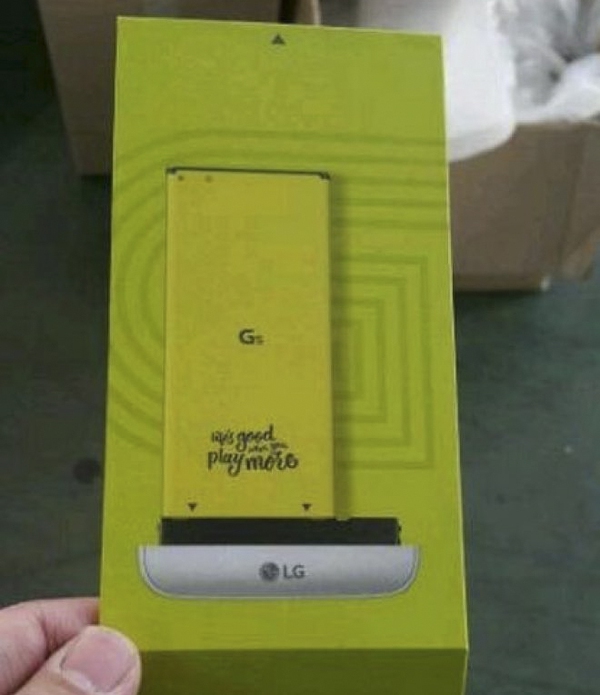 Siêu phẩm LG G5 sẽ có pin... rút ra cắm vào như thẻ nhớ - Ảnh 1.