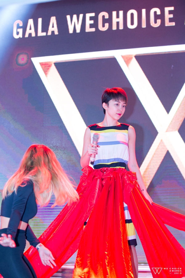 D&agrave;n sao hot giản dị đến tổng duyệt Gala WeChoice 2015 - Ảnh 12.