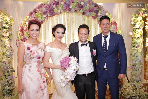 D&agrave;n sao n&ocirc; nức tham dự lễ cưới của Trang Nhung - Ảnh 4.