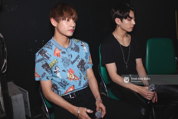 Ngất ng&acirc;y những khoảnh khắc tuyệt đẹp của c&aacute;c nghệ sĩ từ hậu trường Gala Vietnam Top Hits - Ảnh 1.