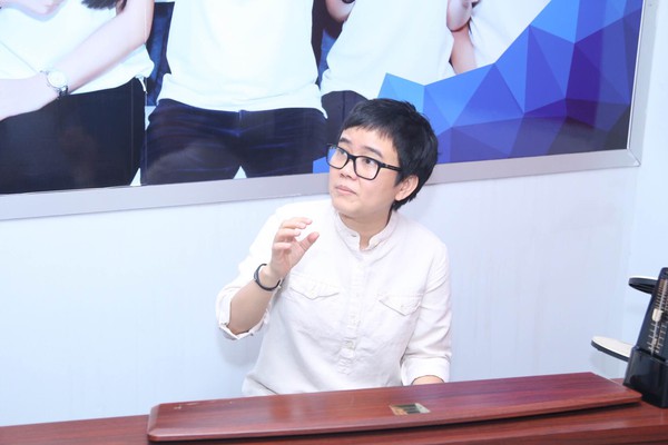 Ngô Kiến Huy cầu viện nhạc sĩ Phương Uyên cho đêm nhạc Rock The Remix - Ảnh 3.