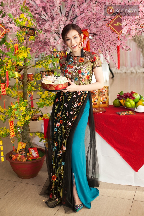 Dàn sao Việt rạng rỡ diện áo dài dự sự kiện - Ảnh 4.