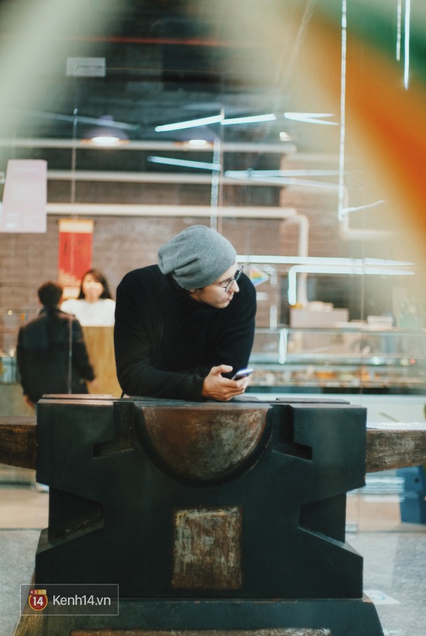 Giới trẻ k&eacute;o nhau đi xem sự kiện nghệ thuật đường phố tại Hanoi Creative City - Ảnh 12.