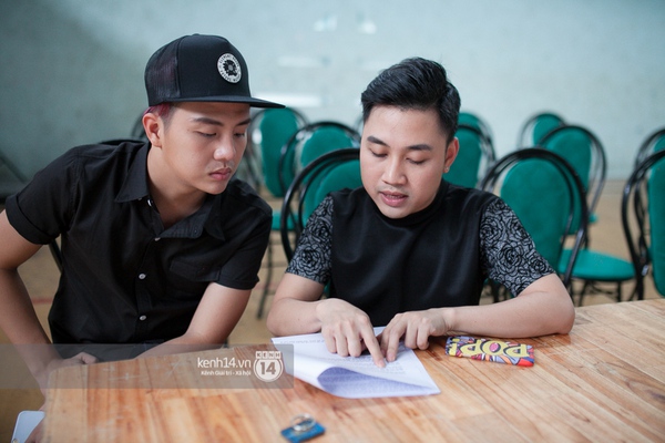 Vừng ơi: C&ocirc; gi&aacute;o Kh&aacute;nh mất sạch qu&agrave; chỉ v&igrave; c&acirc;u hỏi tiếng Anh - Ảnh 2.
