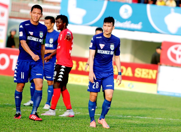 Thực hư chuyện C&ocirc;ng Vinh đang bị kỷ luật ngầm ở B&igrave;nh Dương - Ảnh 2.