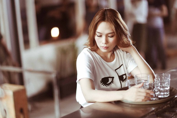 MV đẹp nhất từ trước đến nay của Mỹ T&acirc;m đạt nửa triệu lượt xem sau 2 ng&agrave;y ra mắt - Ảnh 4.