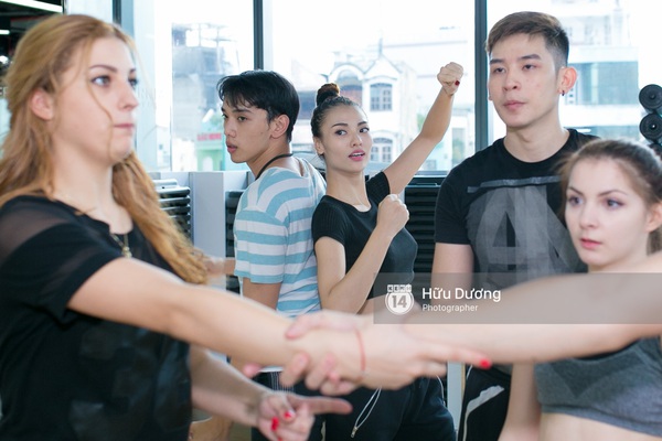 Bi&ecirc;n đạo Trần Ly Ly: Bản th&acirc;n m&igrave;nh l&agrave;m đ&uacute;ng th&igrave; kh&ocirc;ng sợ thị phi - Ảnh 27.