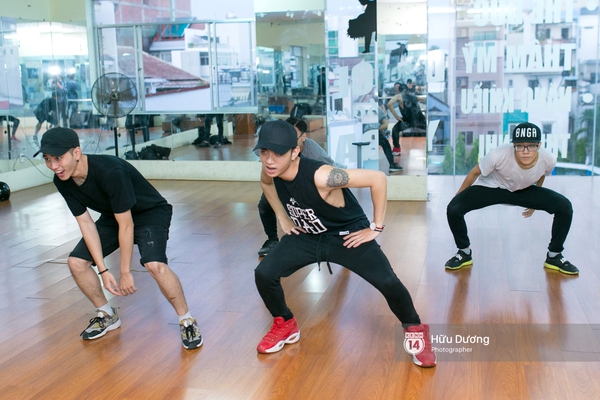 Clip: Soobin Ho&agrave;ng Sơn n&oacute;i về việc Sơn T&ugrave;ng M-TP l&agrave;m gi&aacute;m khảo kh&aacute;ch mời của The Remix - Ảnh 11.