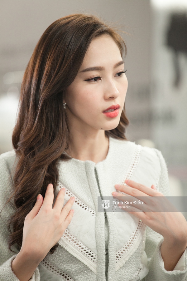 Hoa hậu Thu Thảo xinh đẹp mê hoặc thí sinh Project Runway - Ảnh 7.
