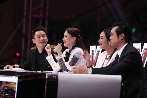 Gái xinh ngập tràn trong tập mở màn X-Factor Việt - Ảnh 10.