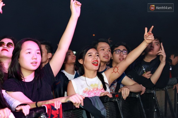 Fan Việt bùng nổ với đêm diễn đầy màu sắc của Steve Aoki - Ảnh 8.