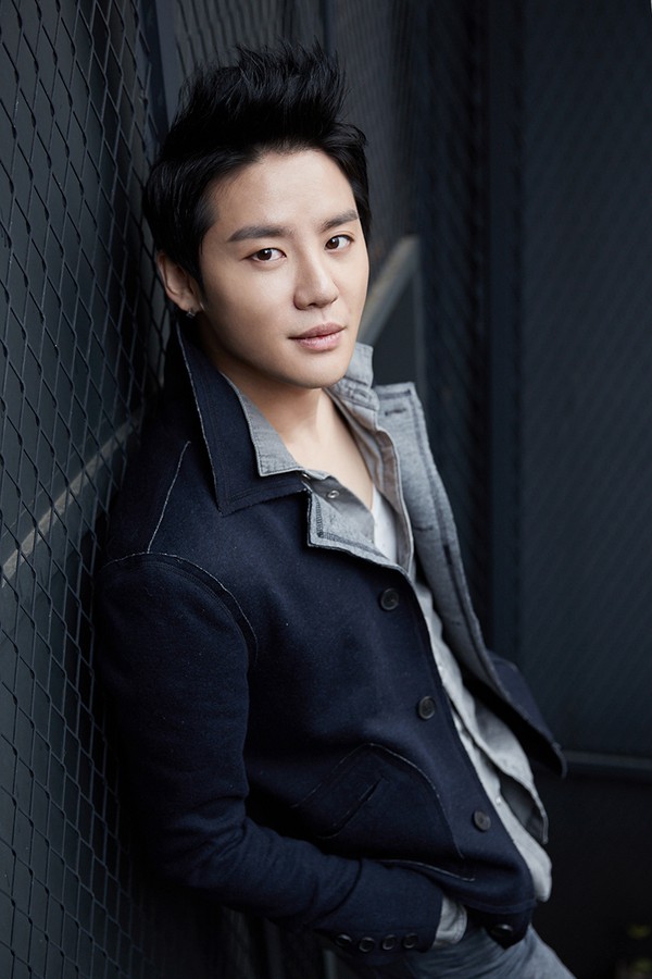 Junsu (JYJ) thẳng tay kiện người d&ugrave;ng mạng b&igrave;nh luận &aacute;c &yacute; về chuyện t&igrave;nh với Hani (EXID) - Ảnh 1.
