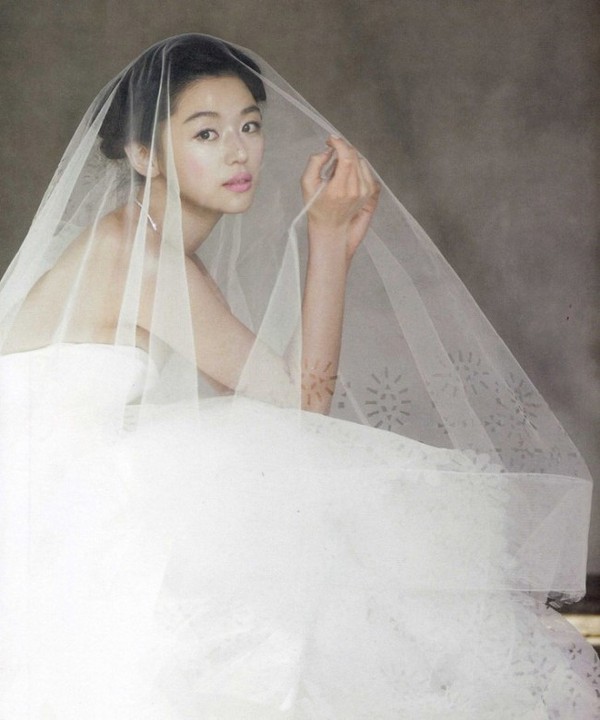 Mợ chảnh Jeon Ji Hyun đã hạ sinh bé trai sau 4 năm kết hôn - Ảnh 4.