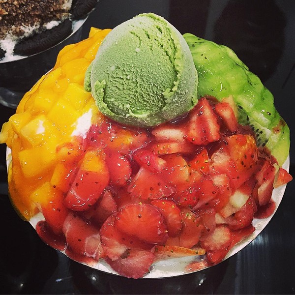 Cận cảnh Bingsu - món kem Hàn Quốc đang khiến giới trẻ Việt mê mẩn - Ảnh 13.