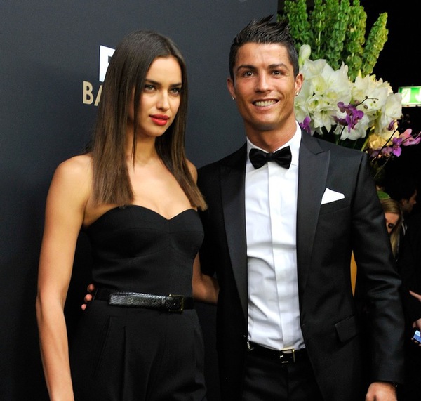 Gương vỡ lại lành, Ronaldo sẽ tái hợp với tình cũ nóng bỏng Irina Shayk? - Ảnh 5.