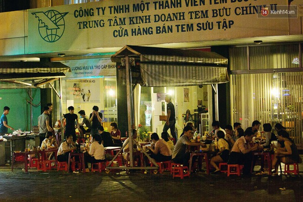 6 quán ăn vỉa hè lúc nào cũng đông nườm nượp ở Sài Gòn - Ảnh 21.