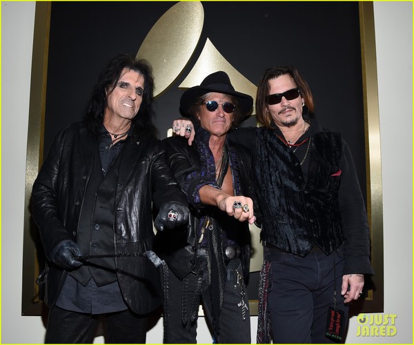 Justin Bieber cực điển trai, Taylor - Selena lộng lẫy tr&ecirc;n thảm đỏ Grammy 2016 - Ảnh 18.