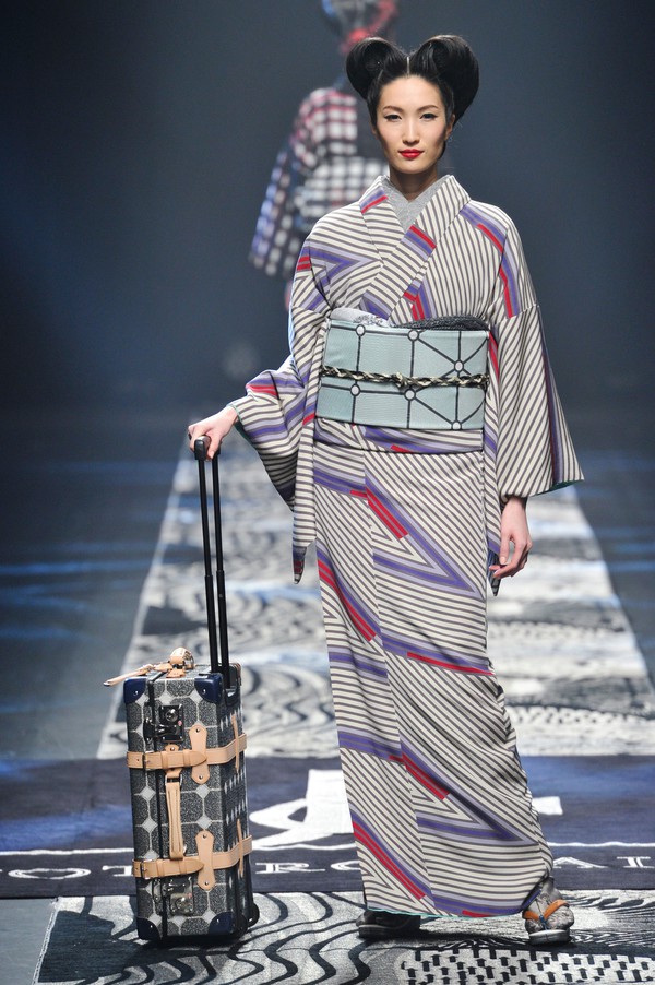 Những so&aacute;i ca kimono chỉ c&oacute; tại Tuần lễ thời trang Tokyo - Ảnh 17.