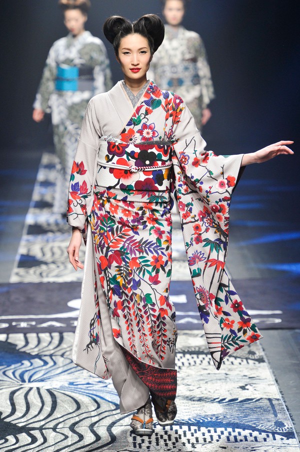 Những so&aacute;i ca kimono chỉ c&oacute; tại Tuần lễ thời trang Tokyo - Ảnh 22.