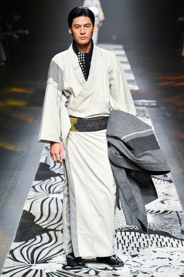 Những soái ca kimono chỉ có tại Tuần lễ thời trang Tokyo - Ảnh 4.
