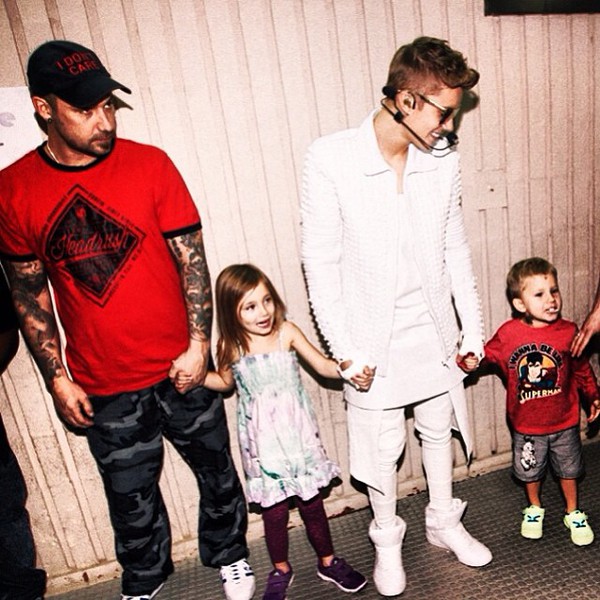 Selena Gomez bị ph&aacute;t hiện nhấn like cho clip thời hạnh ph&uacute;c với Justin Bieber - Ảnh 5.