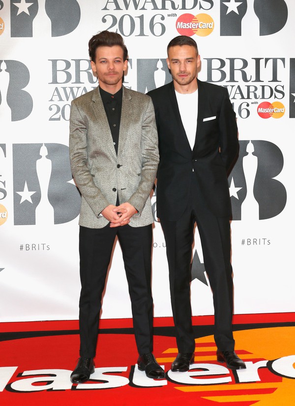 Người mẫu khoe dáng gợi cảm lấn át loạt sao trên thảm đỏ BRIT Awards 2016 - Ảnh 16.