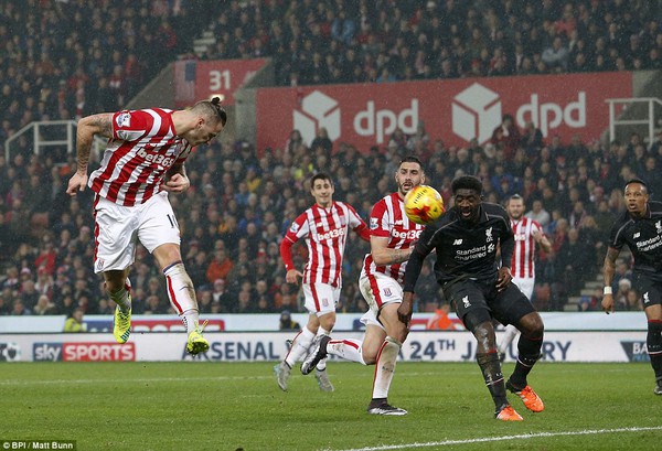 Liverpool đặt 1 ch&acirc;n v&agrave;o chung kết c&uacute;p Li&ecirc;n đo&agrave;n - Ảnh 9.