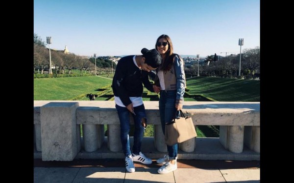 Brooklyn Beckham bị đồn y&ecirc;u con g&aacute;i Mourinho - Ảnh 4.