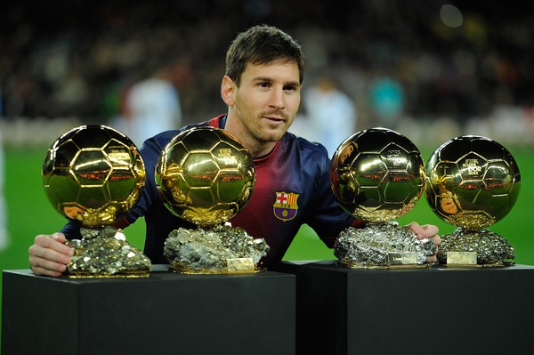 Đ&ecirc;m nay, Messi đến Zurich để gi&agrave;nh Quả b&oacute;ng v&agrave;ng thứ 5 - Ảnh 2.