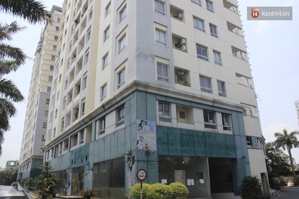 30 ph&uacute;t kinh ho&agrave;ng của 16 người kẹt trong thang m&aacute;y ở S&agrave;i G&ograve;n - Ảnh 6.