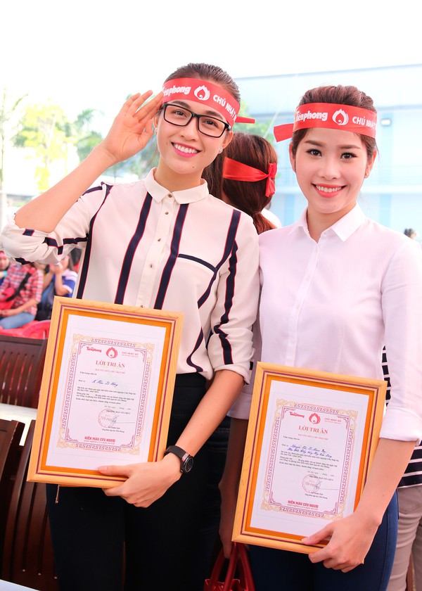 Th&uacute;y V&acirc;n, Lệ Hằng, Diễm Trang giản dị đi hiến m&aacute;u nh&acirc;n đạo - Ảnh 6.