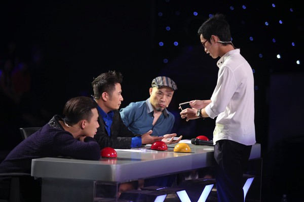 Got Talent: Giám khảo tròn mắt trước tài giả giọng nữ của thí sinh nam - Ảnh 7.