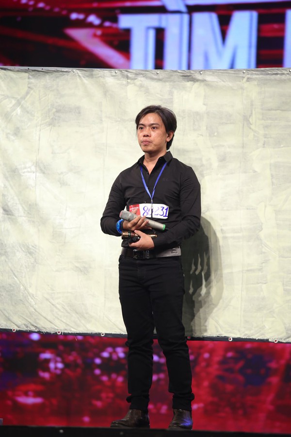 Got Talent: Gi&aacute;m khảo tr&ograve;n mắt trước t&agrave;i giả giọng nữ của th&iacute; sinh nam - Ảnh 16.