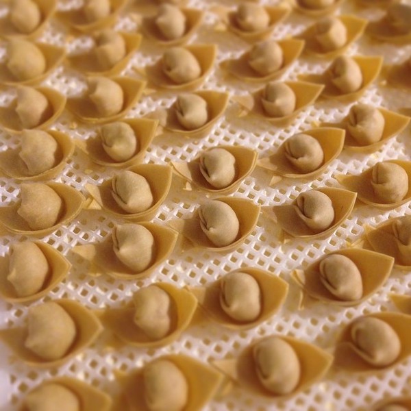 Bảo t&agrave;ng pasta đẹp như tranh vẽ của ch&agrave;ng họa sĩ t&agrave;i ba - Ảnh 6.