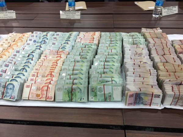 Hai người Việt bị bắt ở Singapore v&igrave; trộm 500.000 đ&ocirc;la - Ảnh 1.