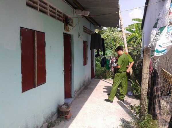 Trộm cạy cửa một hơi 5 ph&ograve;ng trọ qu&eacute;t sạch t&agrave;i sản  - Ảnh 1.