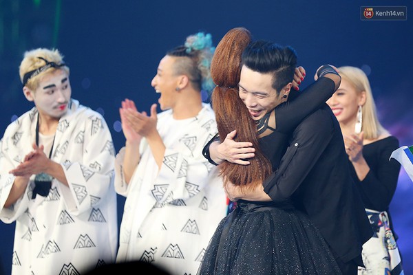 Team Ho&agrave;ng Th&ugrave;y Linh chiến thắng show 3 The Remix, gi&agrave;nh 50 triệu - Ảnh 2.
