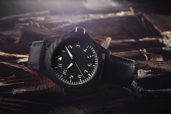 Mẫu đồng hồ đeo tay siêu nhẹ này sẽ khiến chàng trai nào cũng muốn sở hữu nó - Ảnh 2.