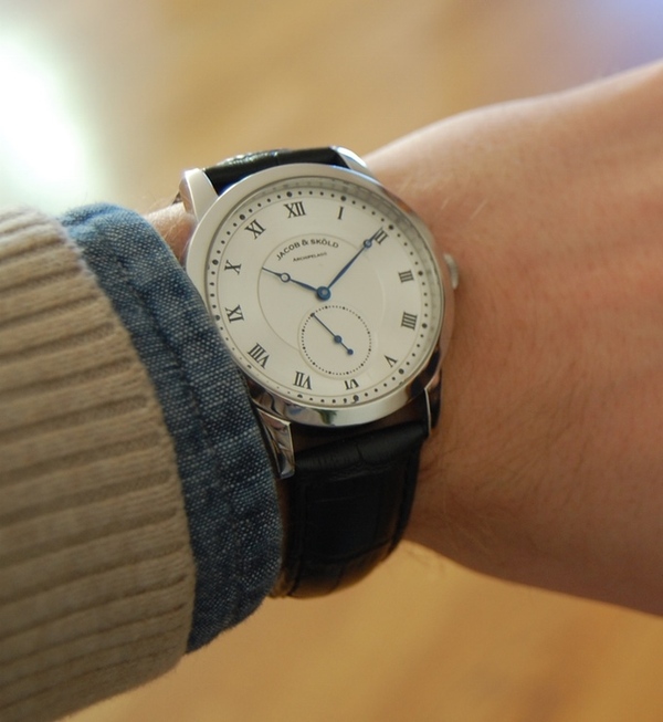 Bộ sưu tập đồng hồ đeo tay thời thượng với thiết kế thách thức thời gian - Ảnh 5.