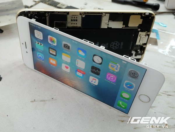 Đừng vội th&aacute;n phục người Trung Quốc, thợ Việt Nam cũng dựng được iPhone từ n&aacute;t bươm th&agrave;nh mới tinh - Ảnh 1.