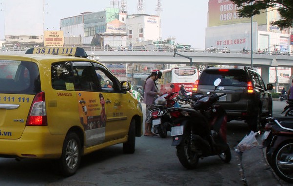 D&acirc;n nhắn tin B&iacute; thư Đinh La Thăng, hiệu quả lập tức - Ảnh 1.