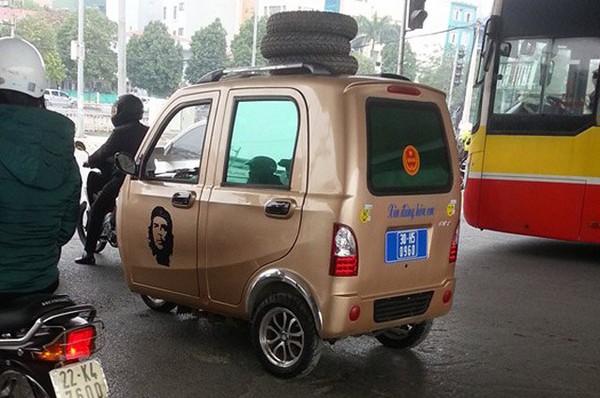 Xuất hiện &ldquo;&ocirc; t&ocirc;&rdquo; 3 b&aacute;nh biển xanh vi vu giữa Thủ đ&ocirc; - Ảnh 1.