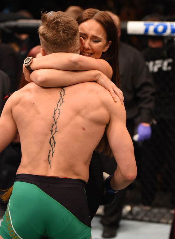 Dee Devlin, người đàn bà truyền lửa cho thành công của gã điên Conor McGregor - Ảnh 4.