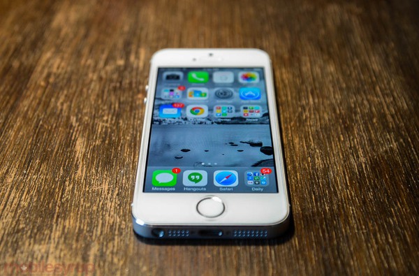 Giá iPhone 5s mới cứng có thể chỉ còn 5,5 triệu đồng - Ảnh 2.