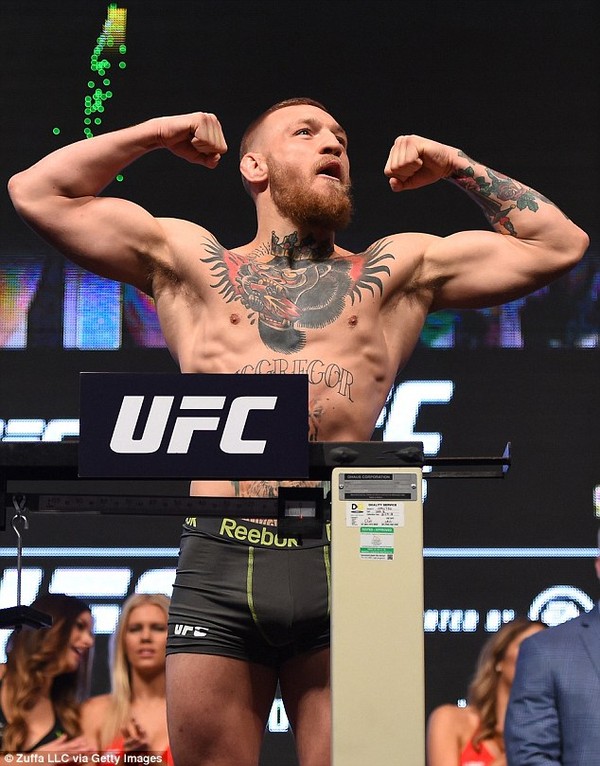 Dee Devlin, người đàn bà truyền lửa cho thành công của gã điên Conor McGregor - Ảnh 2.