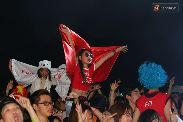 Fan Việt bùng nổ với đêm diễn đầy màu sắc của Steve Aoki - Ảnh 3.