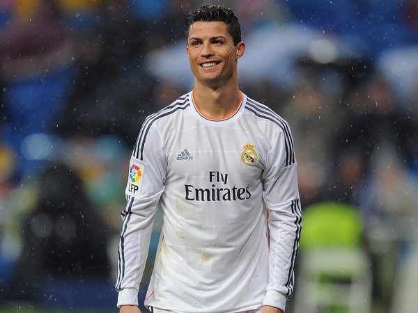 Mẹ con Ronaldo đồng loạt rao bán biệt thự triệu đô - Ảnh 4.