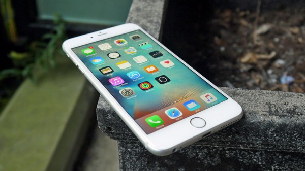 iPhone 7 d&ugrave; mỏng hơn nhưng sẽ c&oacute; thời lượng pin đ&aacute;ng nể - Ảnh 2.